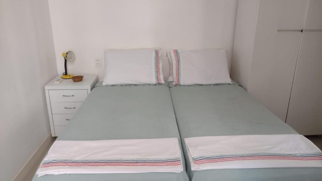 Apartamento Em Copacabana - Rua Bolivar - 2 Quartos - Excelente Localizacao 里约热内卢 外观 照片